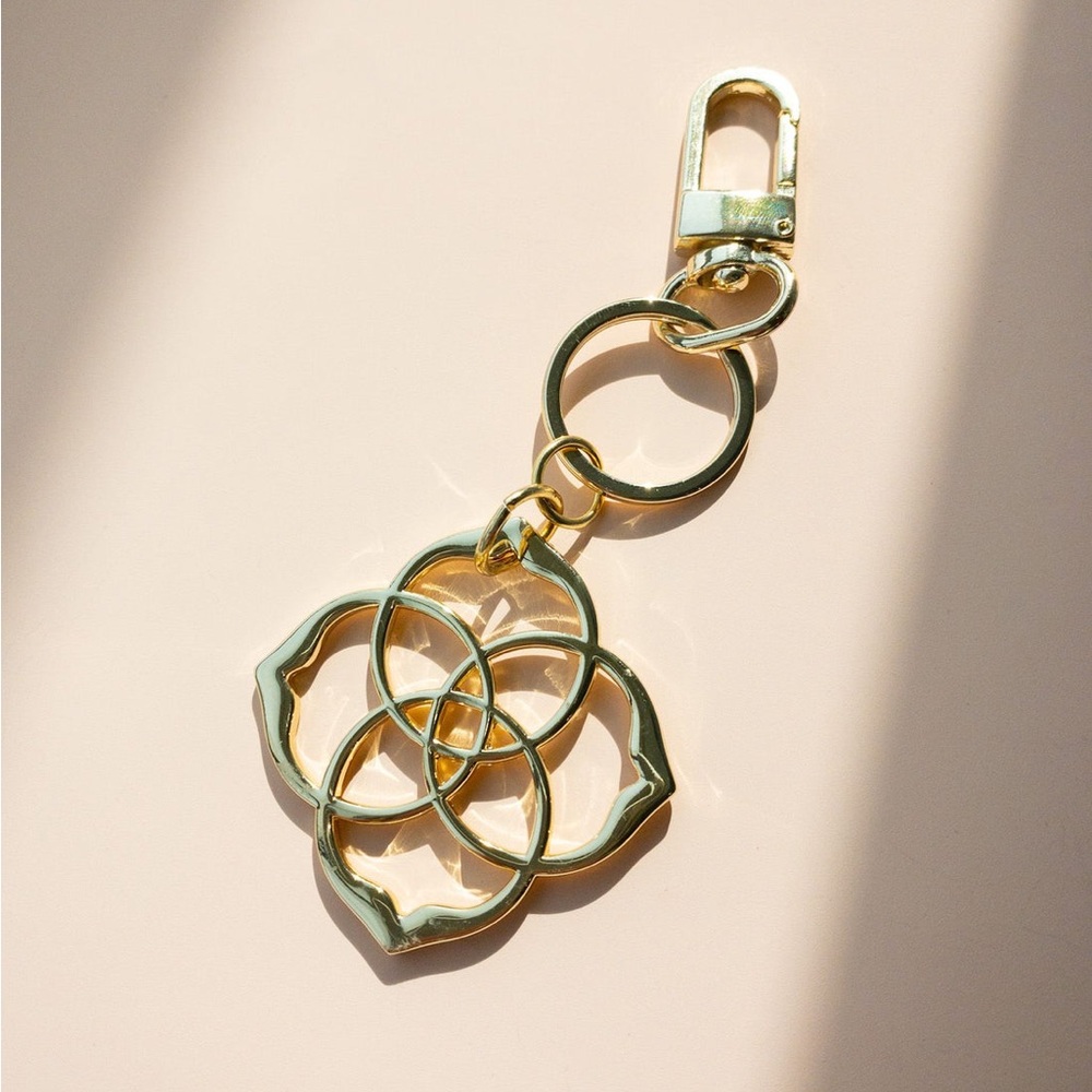 NWT Kendra Scott Merrill Key Chain